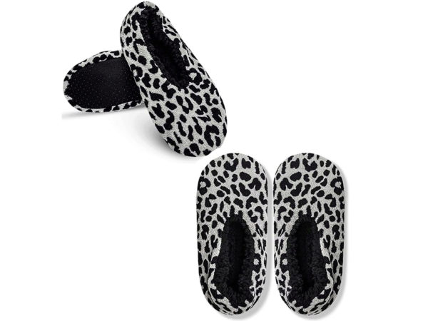 Case of 15 - Isaac Mizrahi Leopard Sherpa Lined Slippers Size Medium